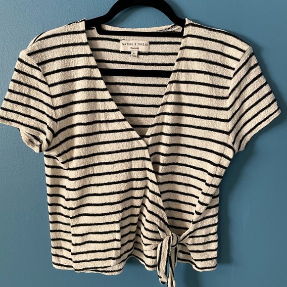 Texture And Thread Madewell Striped Cotton Tie Front Shirt, White and Black - Picture 1 of 4